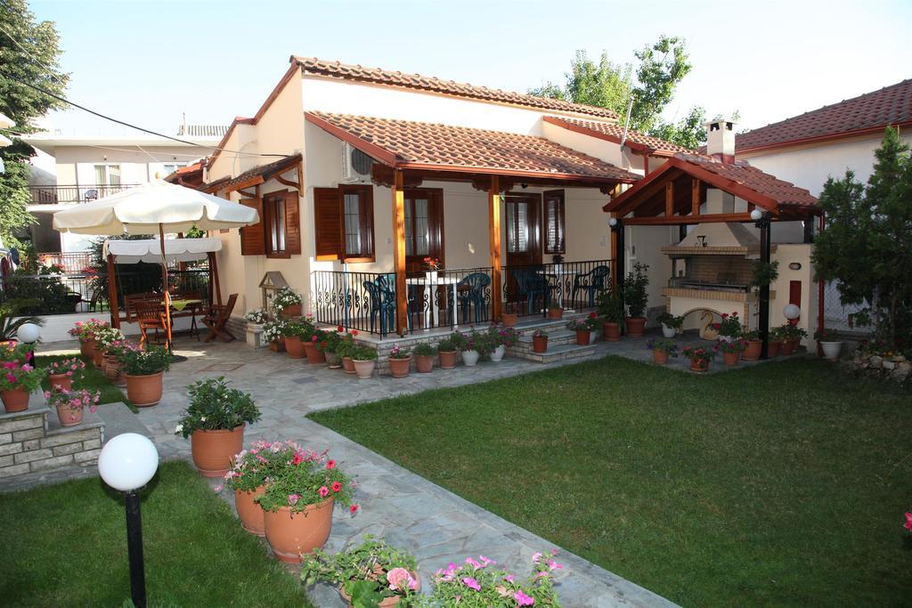 Vasiliki Apartments Platamonas Exterior photo